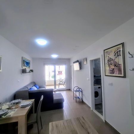 Studio Apartment D&D Split Exterior photo